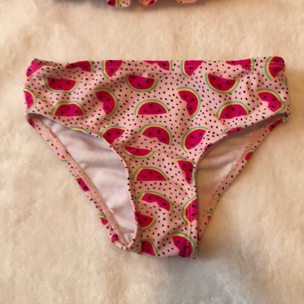 Bathing suit - Picture 2 of 4